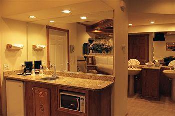 Sybaris Pool Suites Mequon Brown Deer Exterior foto